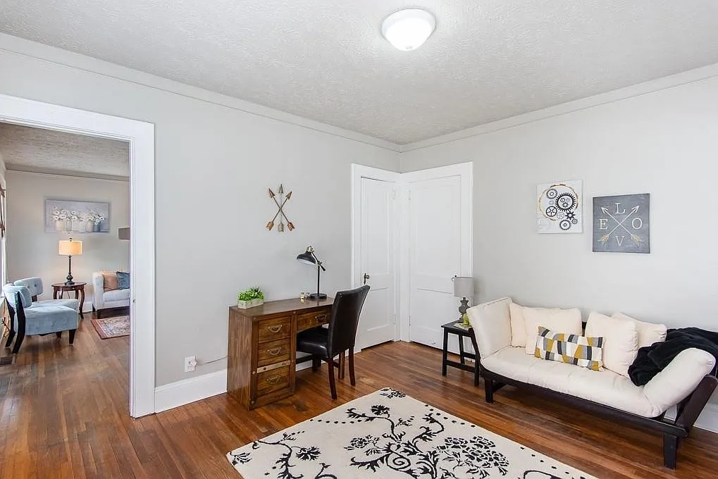 3 bed, 1426 sqft, $1,595 — Photo 2