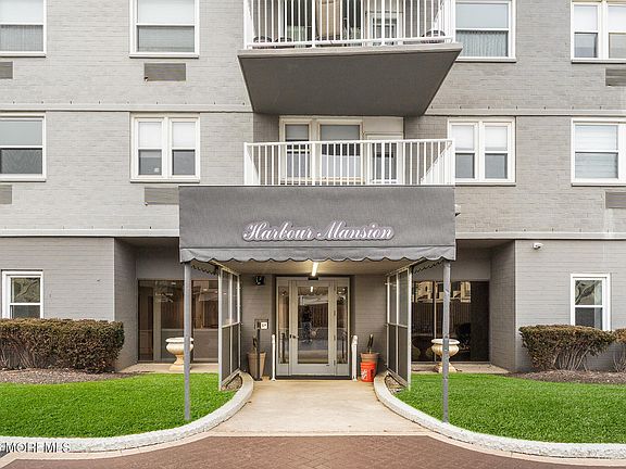 2nd image of 675 Ocean Avenue #5F