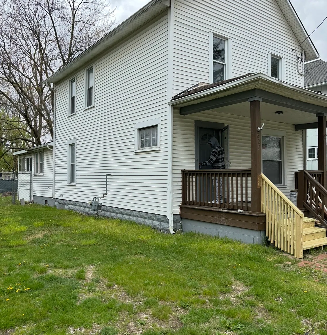 635 Ballentine Ave — Photo 2