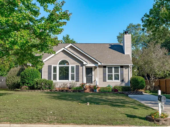 201 Perry Farms Dr, Apex, NC 27502