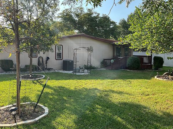 70 Pecan Dr S