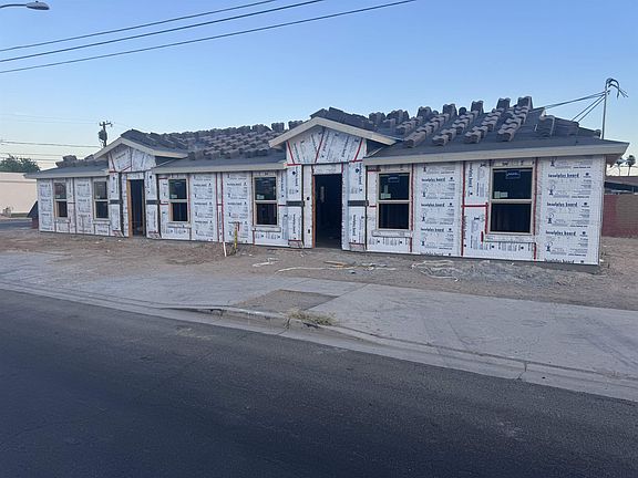 2nd image of 1551 W 5th St