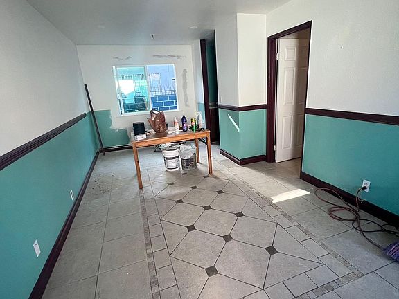 3rd image of 256 E Lanzit Ave APT D