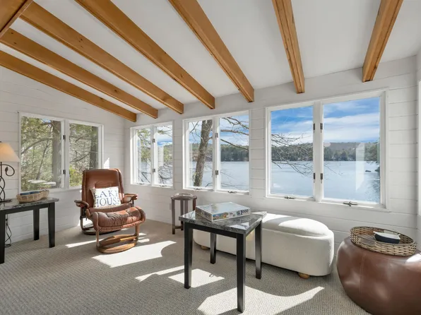 20 Boat Cove Road, Alton, NH 03810