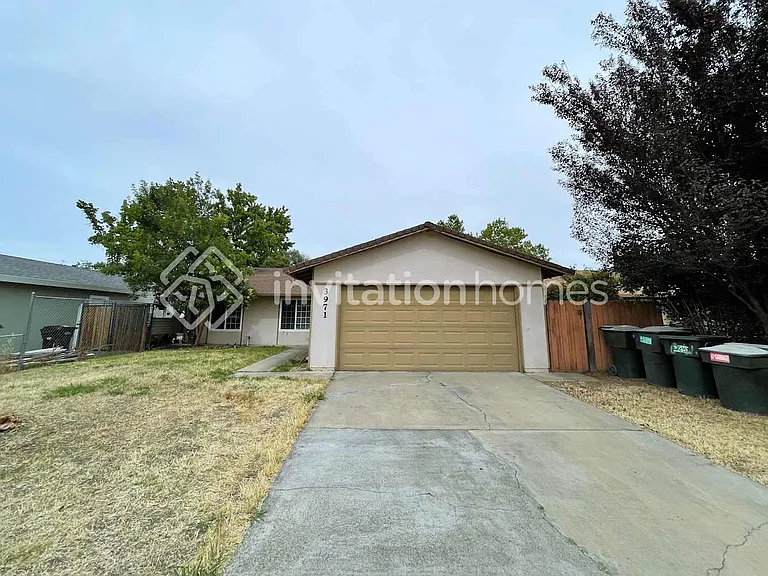 3971 Avante Way — Photo 1