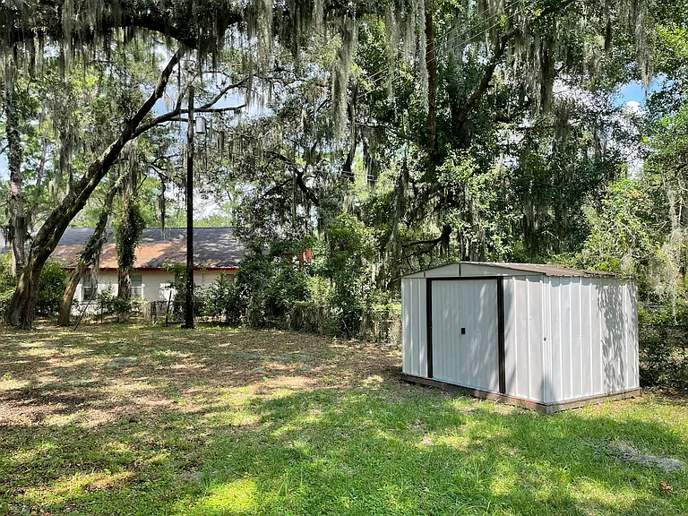6910 Damascus Rd — Photo 18