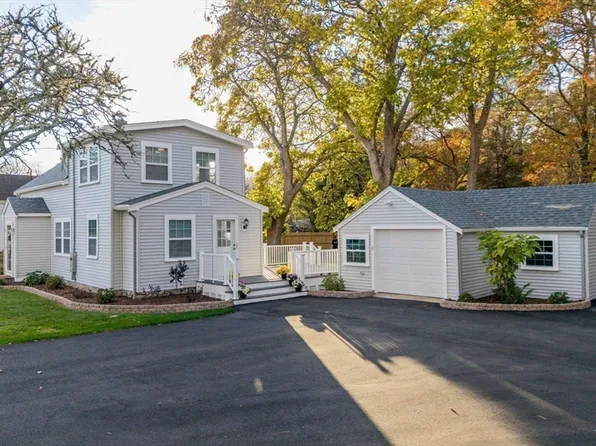 245 Wareham Rd, Marion, MA 02738