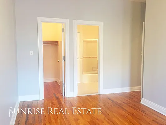 Rented by Sunrise Real Estate | media 63