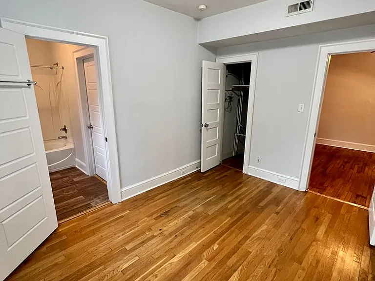 1107 W Grace St — Photo 14