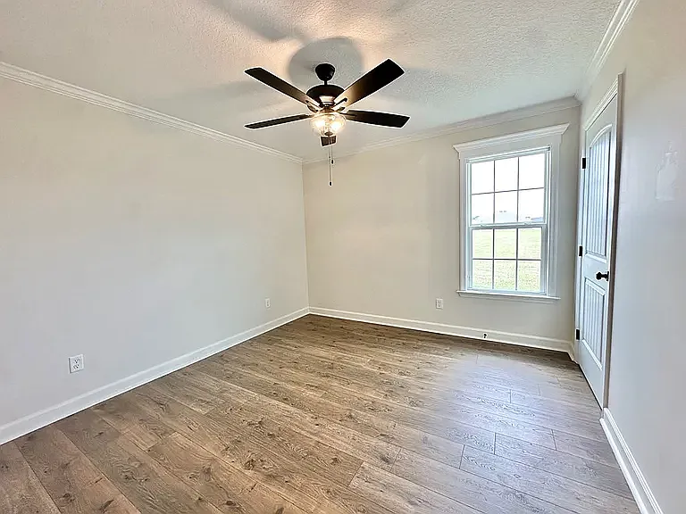 4509 Samuel Way — Photo 5