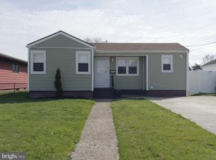 42 Cleveland Ave, Mount Ephraim, NJ 08059