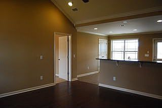 2nd image of 2499 Waterstone Cir