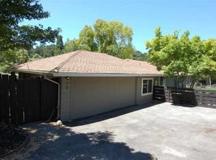 17 Rheem Blvd, Orinda, CA 94563