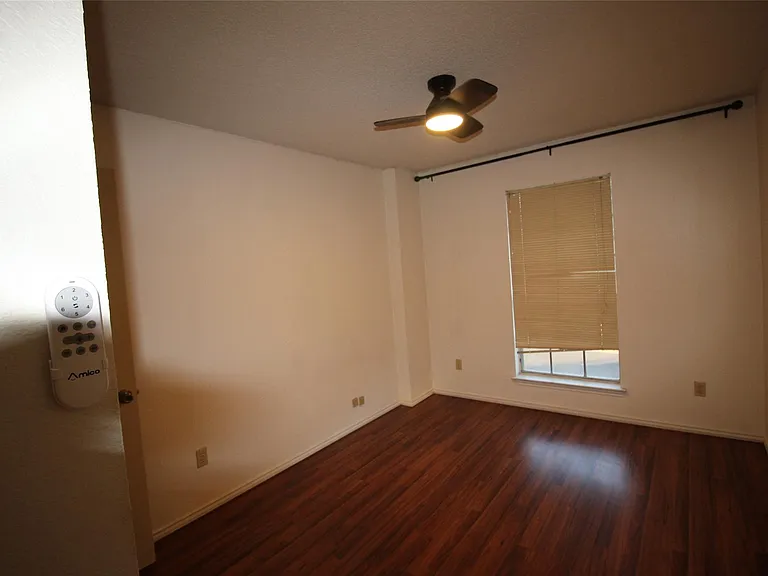 8622 Piney Creek Bnd — Photo 19