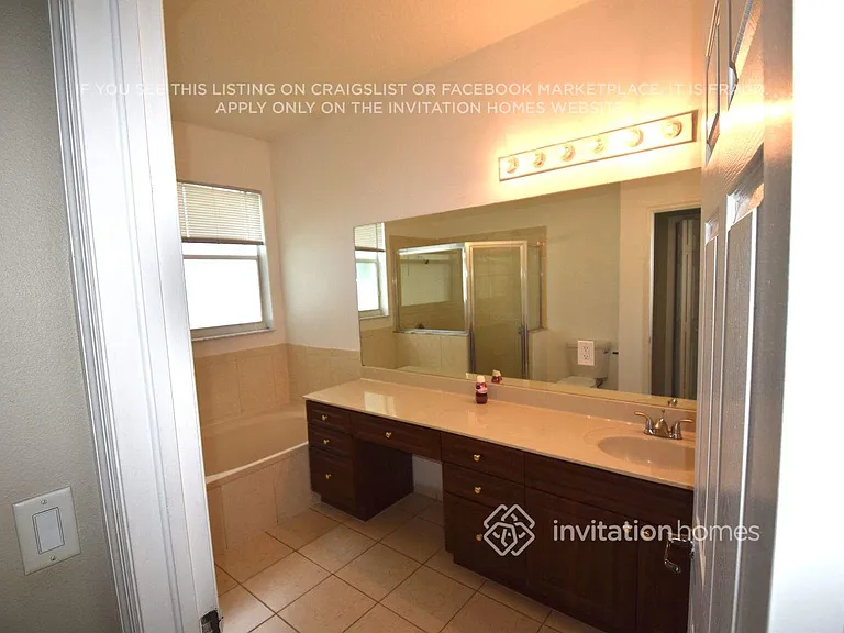 5221 SW 141st Ave — Photo 10