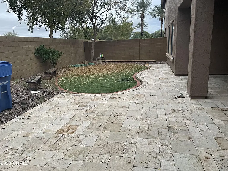 2018 W Davis Rd — Photo 34