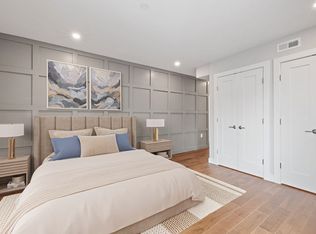 18 Crestway Rd UNIT 2, Boston, MA 02128