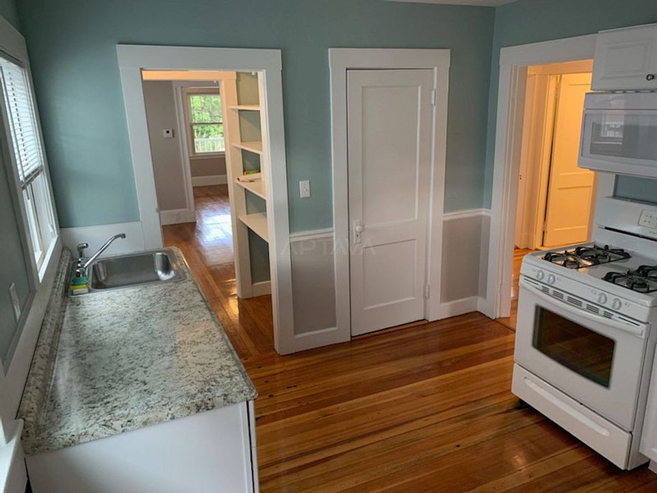 1st image of 92 South St Floor 2