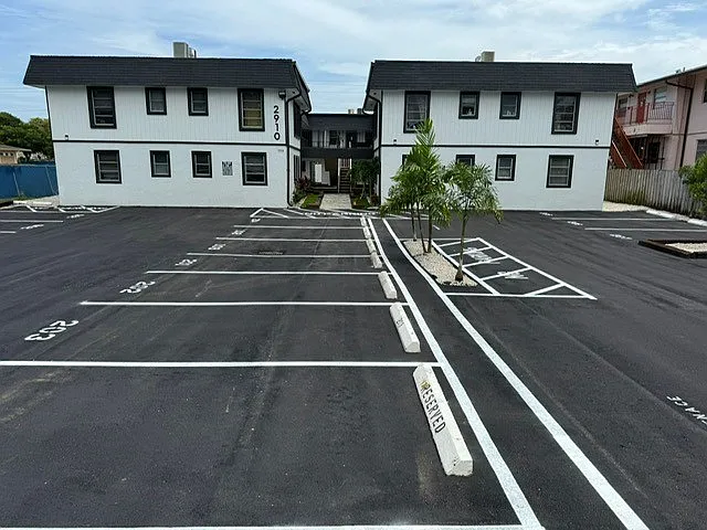 Building Photo - Fillmore Gardens LLC