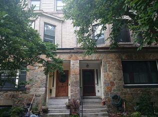 3 Regent Cir, Brookline, MA 02445
