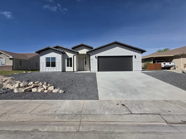 972 S Mulberry Dr, Toquerville, UT 84774