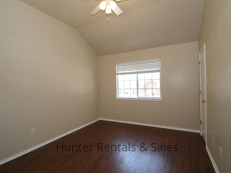 4206B Deek Dr — Photo 12