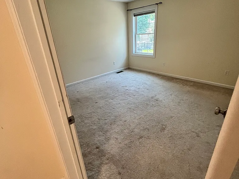 302 High St — Photo 26