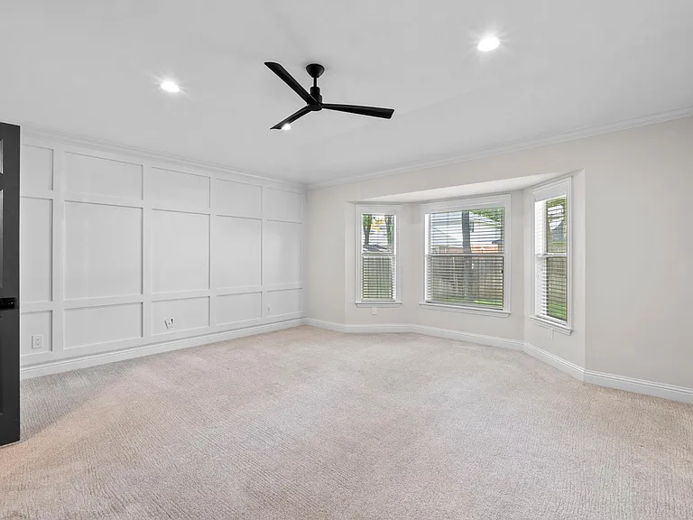 309 Creek Ridge Ln — Photo 15