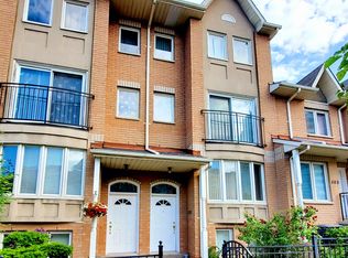 29 Rosebank Dr #105, Toronto, ON M1B 5Y7