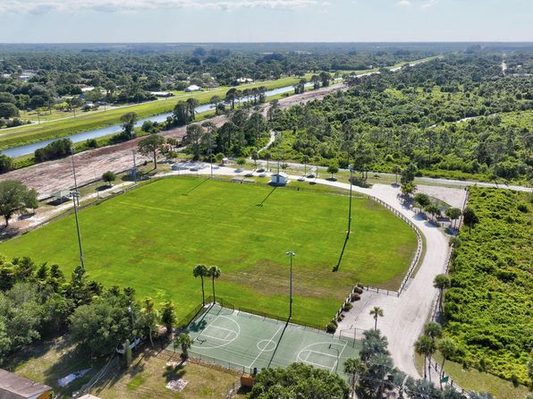 107 Gotham Drive, Fort Pierce, FL 34946
