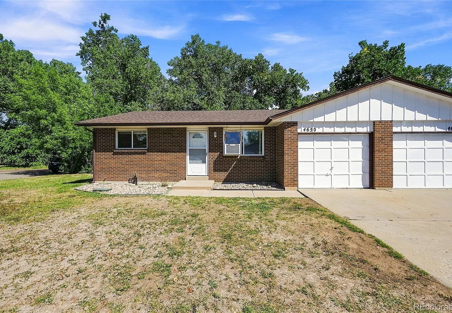 2 bed, 1.0 bath, 960 sqft, $2,100 — Photo 1