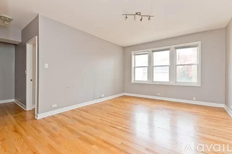 1st image of 3555 W Lyndale St APT 2C