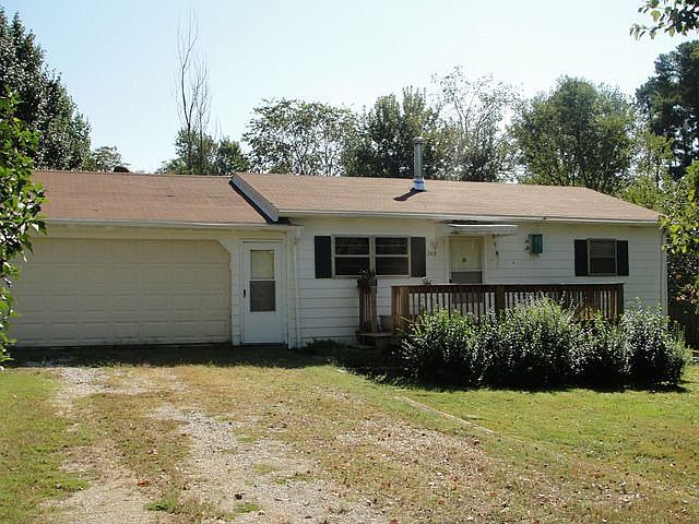1st image of 2415 Dixon Ln
