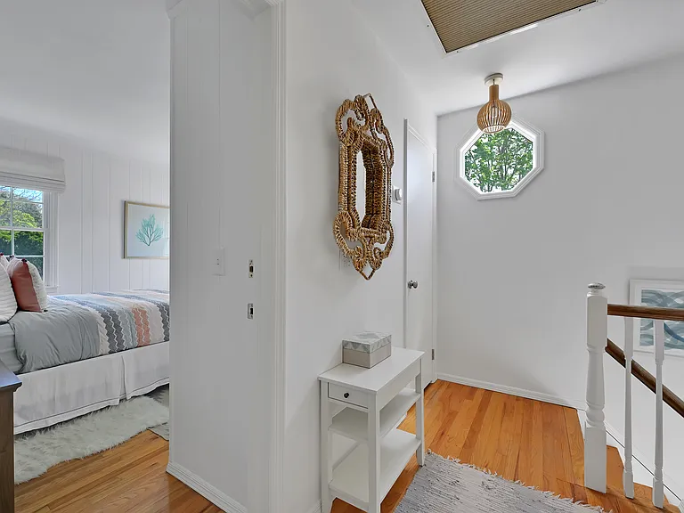 23 Lamb Ave — Photo 12