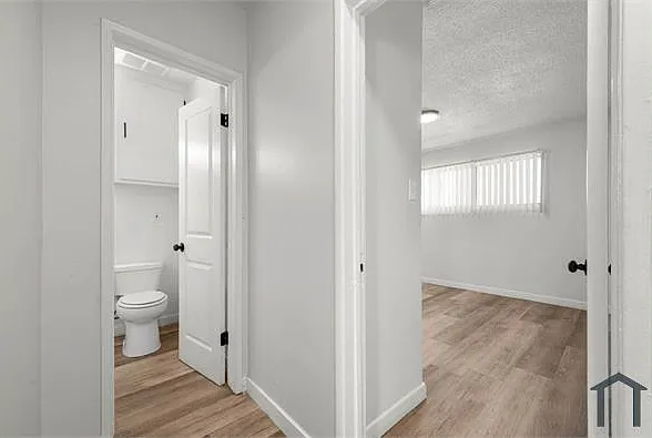 634 W 92nd St #13 — Photo 19