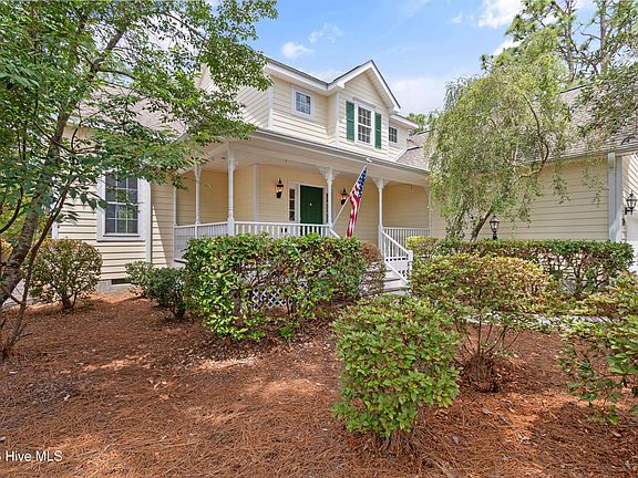 2nd image of 3589 Sanderling Drive SE