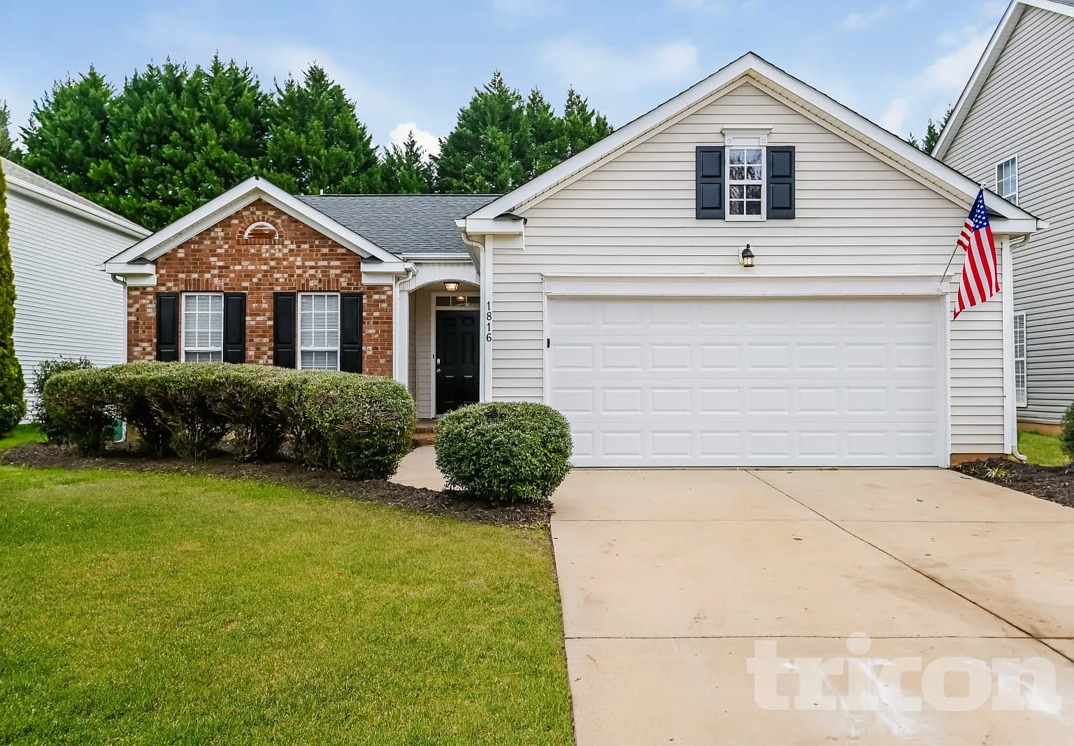1816 Oakdale Green Drive Charlotte NC — Photo 1