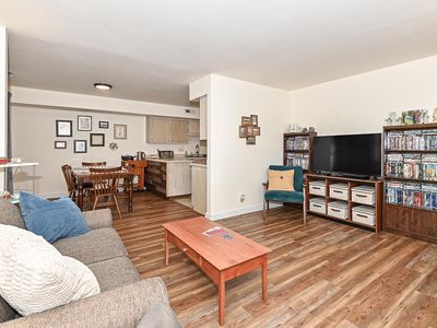 5940 South 27th STREET #A, Milwaukee, WI, 53221