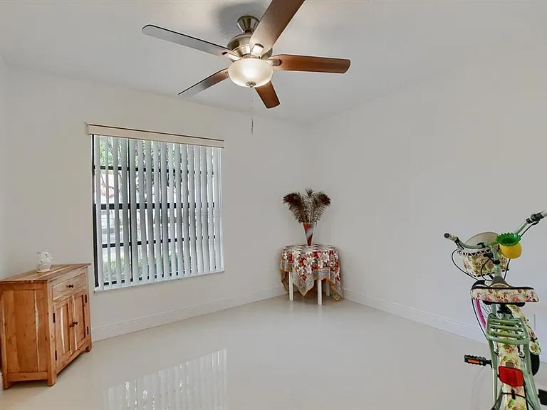 65 Centennial Ct — Photo 16