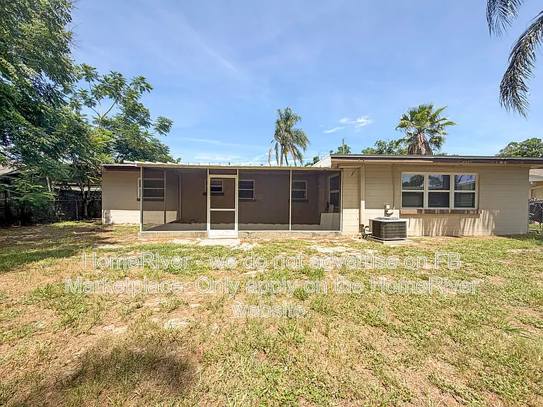 121 Longfellow Rd — Photo 18