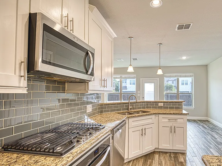 3009 Galveston St — Photo 27