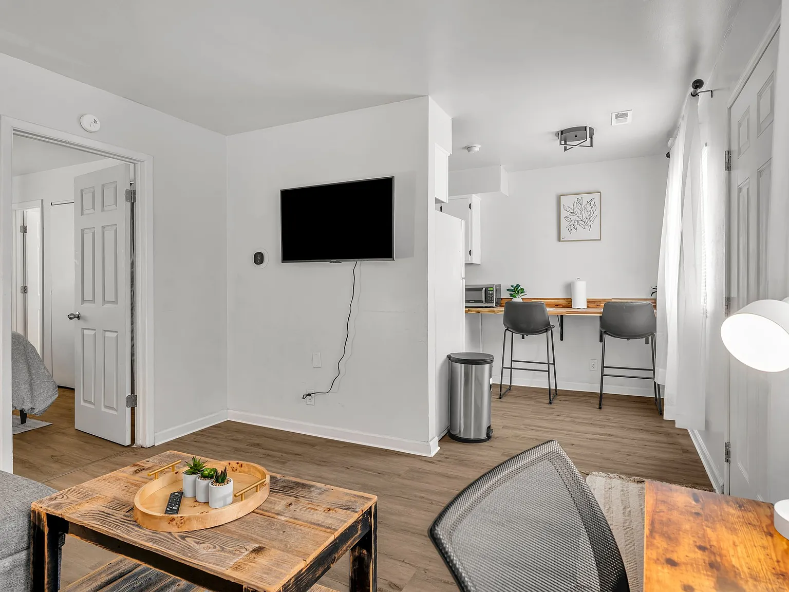 1 bed, 556 sqft, $1,500 — Photo 3