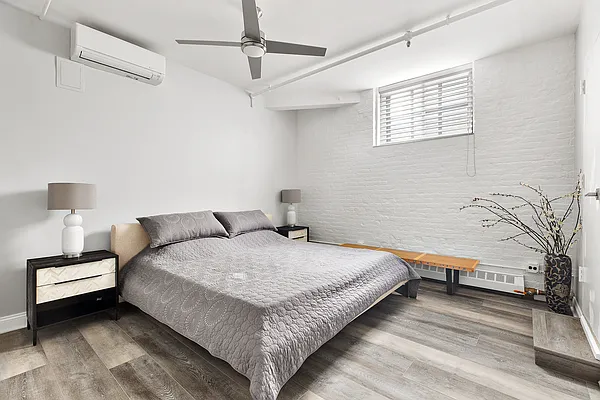 Rented by Compass | media 14