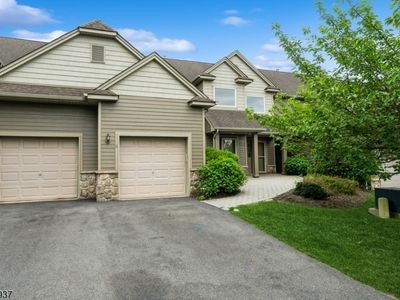 8 Tillbrook Ct, Hamburg, NJ, 07419