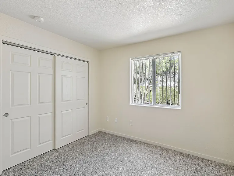 81-web-or-mls-unit D129-019