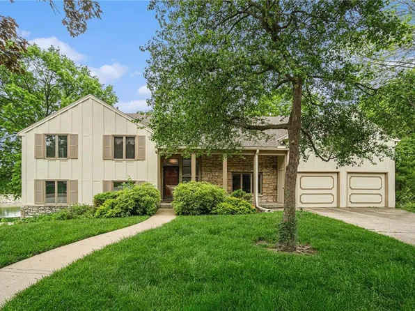 4719 NW Coves Dr, Kansas City, MO 64151