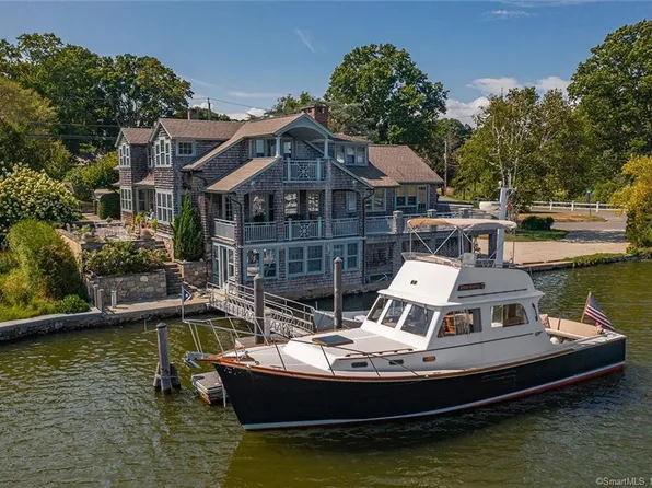 825 Harbor Road, Fairfield, CT 06890