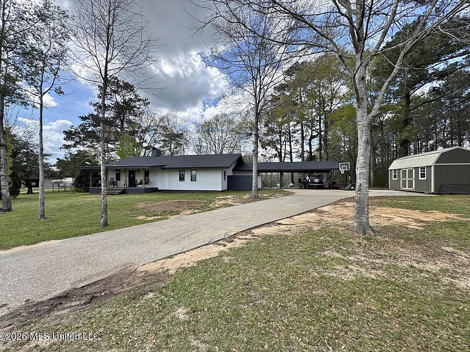 1st image of 300 Harveytown Rd