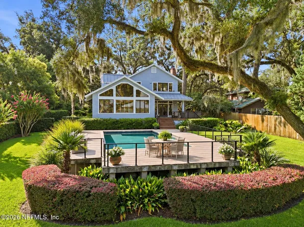 4002 MCGIRTS Boulevard, Jacksonville, FL 32210