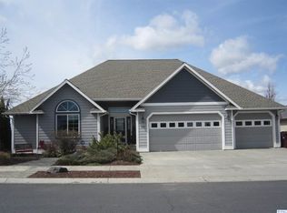 1015 SW Itani Dr, Pullman, WA 99163